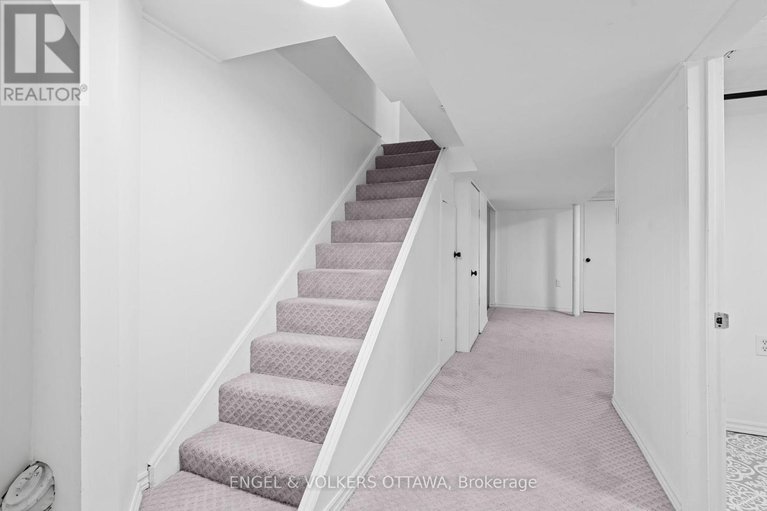 28957865/329-hamilton-avenue-s/civic-hospital/ottawa/ontario/K1Y1C4_21