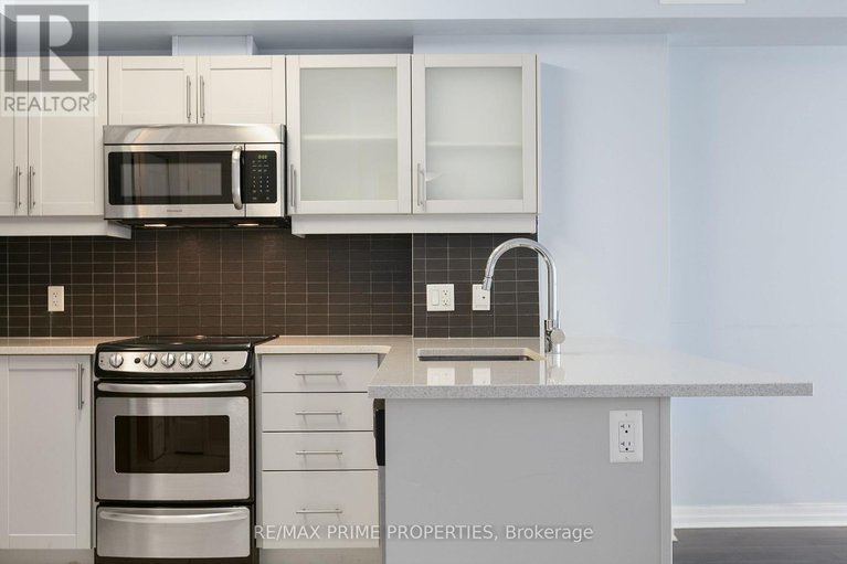 28873792/1306-195-besserer-street/sandy-hill/ottawa/ontario/K1N0B6_17
