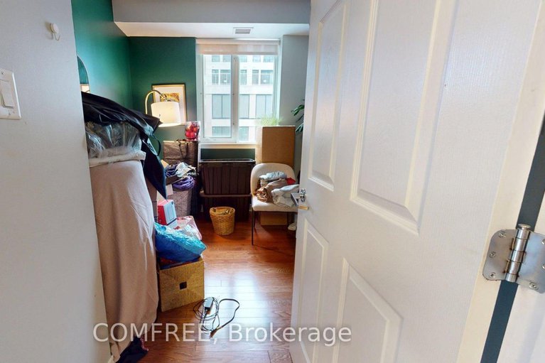 29146987/709-134-york-street/lower-townbyward-market/ottawa/ontario/K1N1K8_7