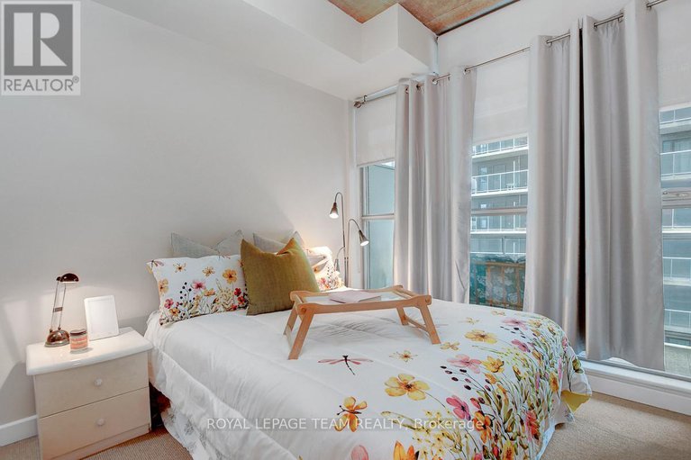 28458192/705-179-george-street/lower-townbyward-market/ottawa/ontario/K1N1J8_15