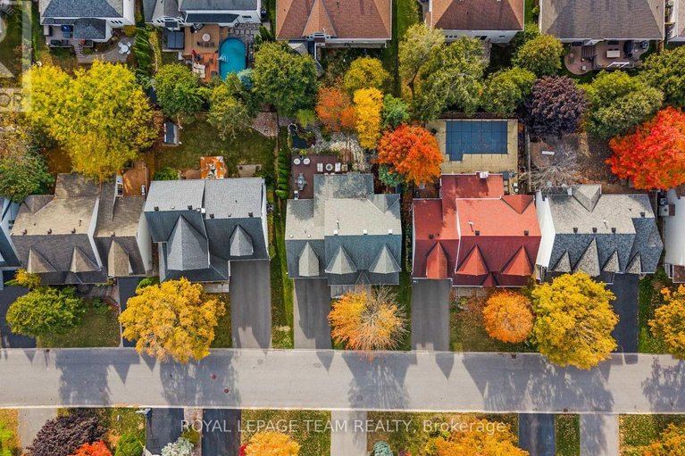 29608056/30-crantham-crescent/stittsville-central/ottawa/ontario/K2S1R2_49