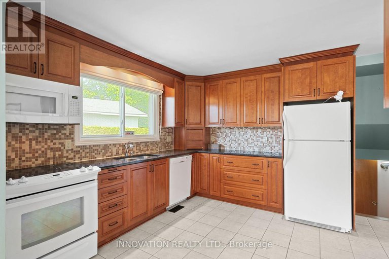 28409524/40-hadley-circle/bells-corners/ottawa/ontario/K2H6N9_10