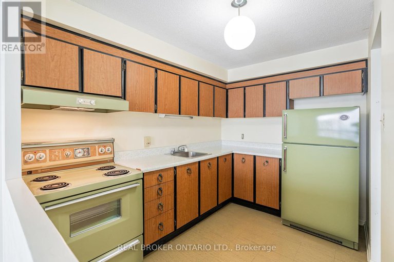 28484155/1907-158c-mcarthur-avenue/vanier/ottawa/ontario/K1L8E7_7