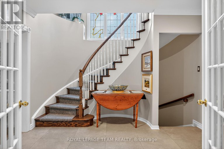 28984788/19-bittern-court/rockcliffe/ottawa/ontario/K1L8K9_3