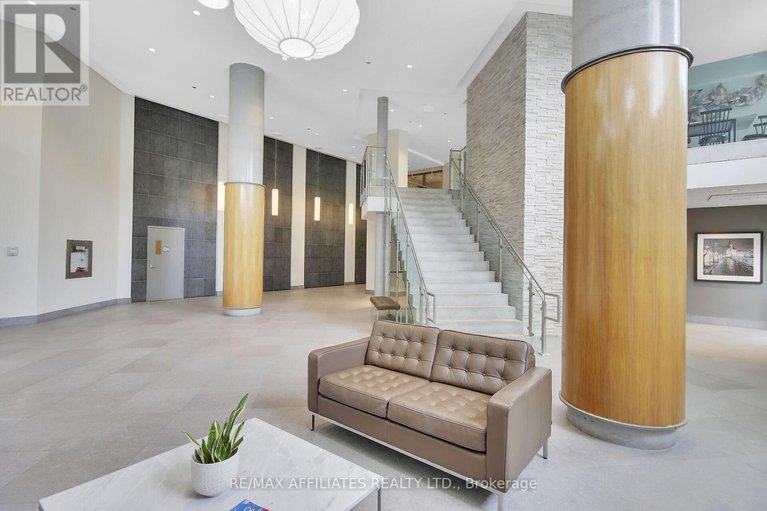 28355686/310b-7-marquette-avenue/vanier/ottawa/ontario/K1L8A7_14