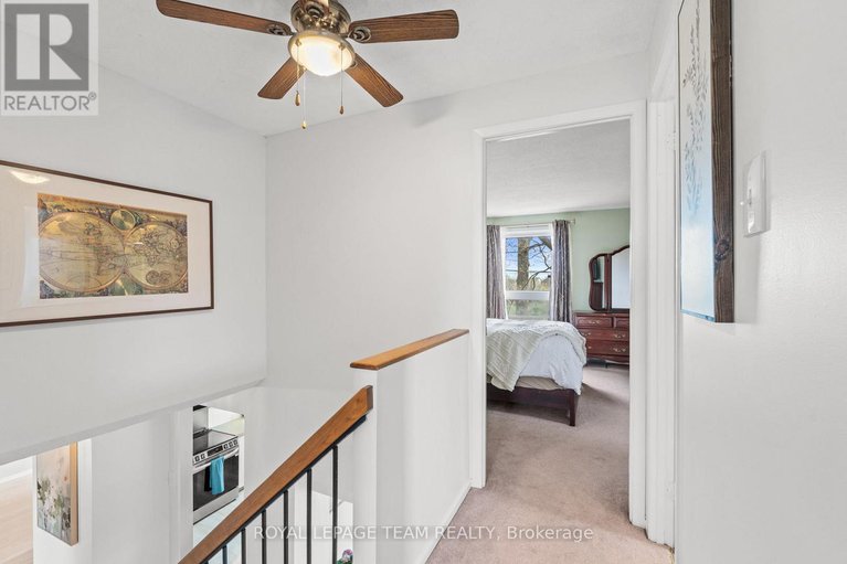 29124358/92-burnetts-grove-circle/pheasant-run/ottawa/ontario/K2J1N7_24