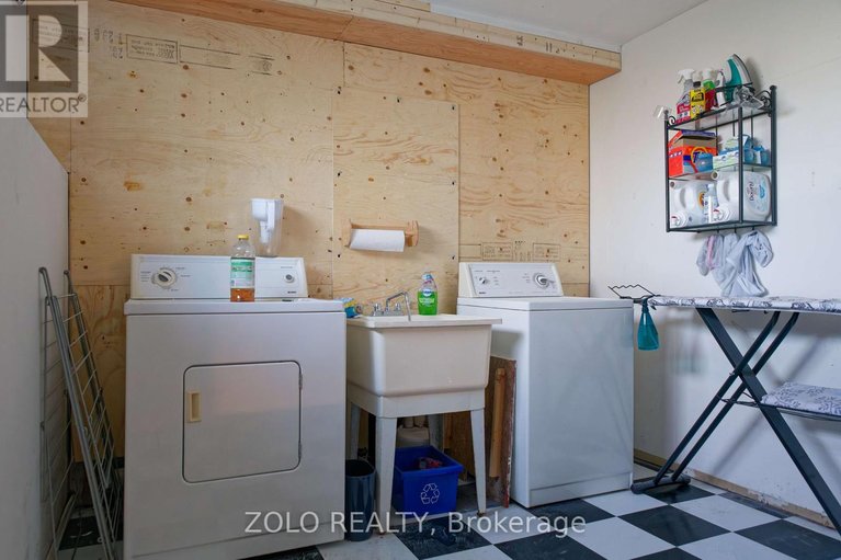 29667899/4075-lafortune-drive/vernon/ottawa/ontario/K0A3J0_37