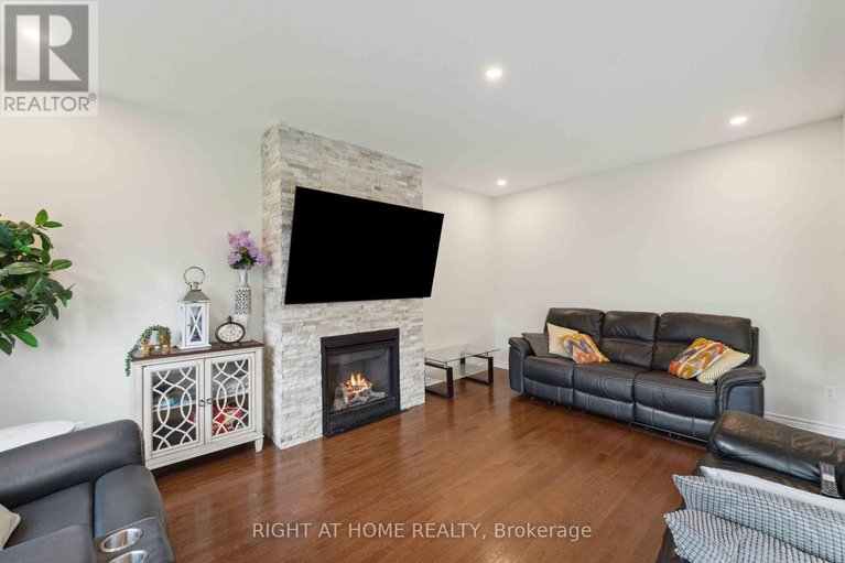 28658712/1868-maple-grove-road/stittsville-north/ottawa/ontario/K2S0W3_10