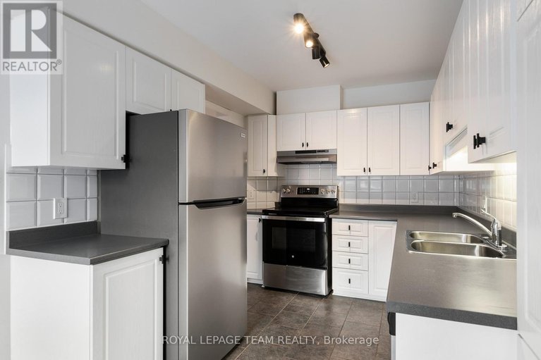 29240606/32-bishops-mills-way/beaverbrook/ottawa/ontario/K2K3C1_22