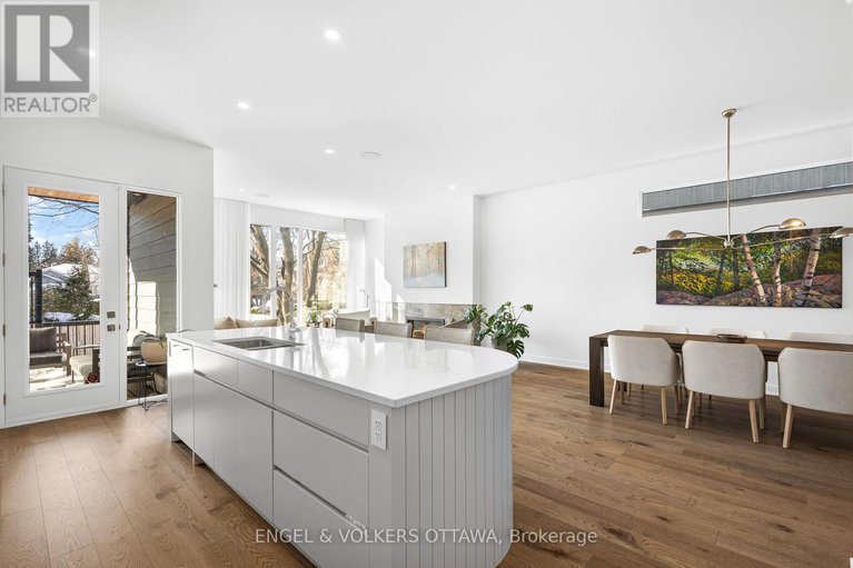 29349449/508-roosevelt-avenue/mckellarhighland/ottawa/ontario/K2A1Z8_9