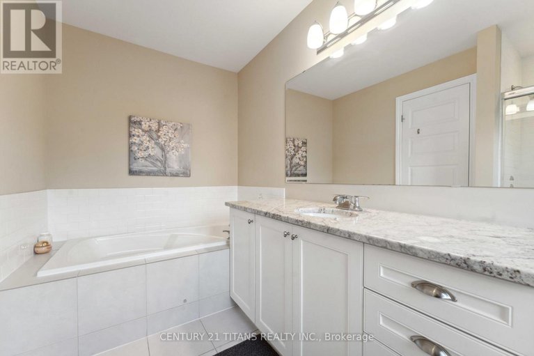 28333580/812-ashenvale-way/avalon-east/ottawa/ontario/K4A0R3_31