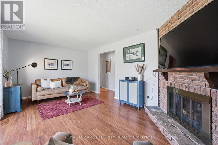 29649583/776-vinette-crescent/chatelaine-village/ottawa/ontario/K1E1W9_4