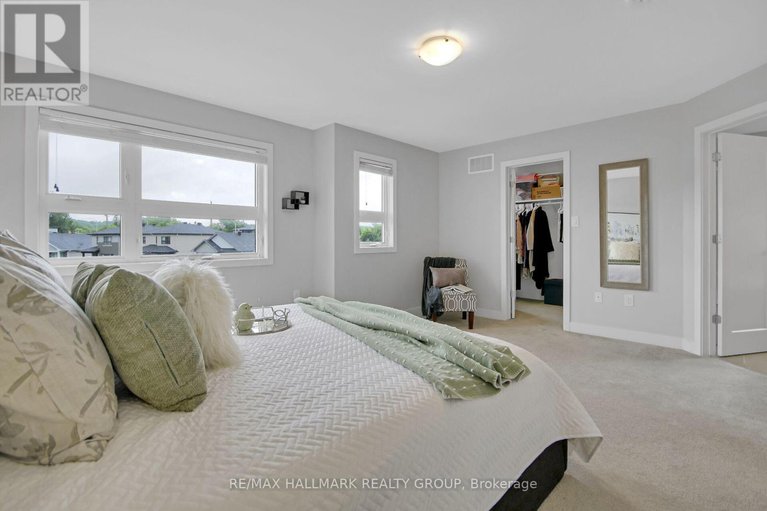 28577155/648-robert-street/town-of-rockland/clarence-rockland/ontario/K4K1E8_33