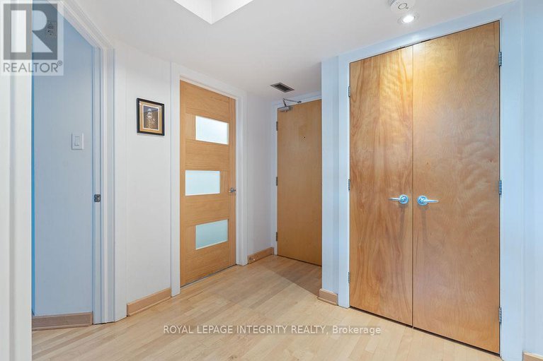 29396925/111-29-main-street/ottawa-east/ottawa/ontario/K1S1B1_3