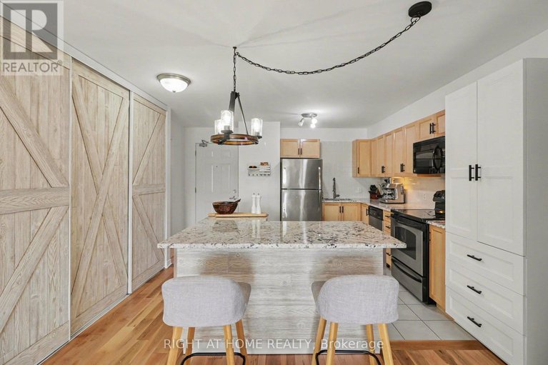 29556620/202-646-cummings-avenue/castle-heightsrideau-high/ottawa/ontario/K1K2K6_13