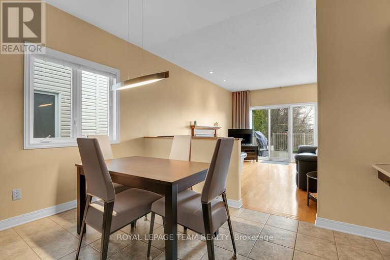 28682468/1581-belleterre-street/orleanssunridge/ottawa/ontario/K1C7N5_7