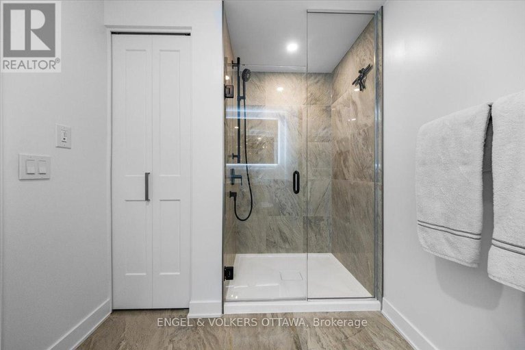 28854762/1704-340-queen-street/ottawa-centre/ottawa/ontario/K1R0G1_26