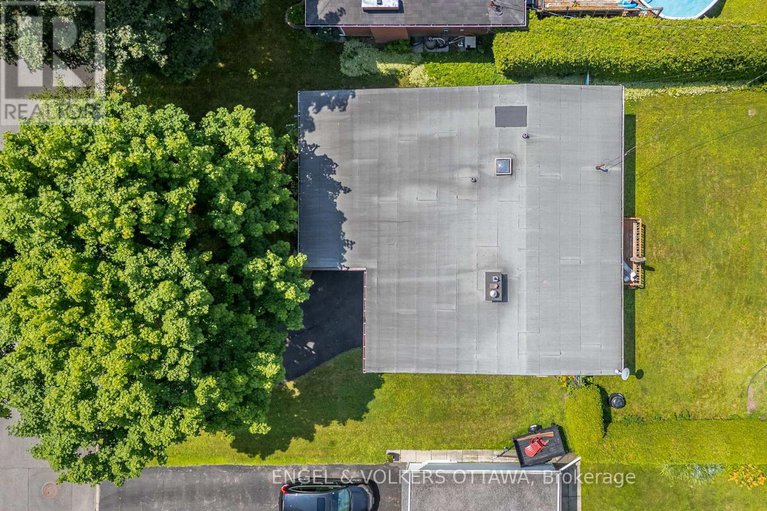 28589619/941-cromwell-drive/riverside-park/ottawa/ontario/K1V6K3_27
