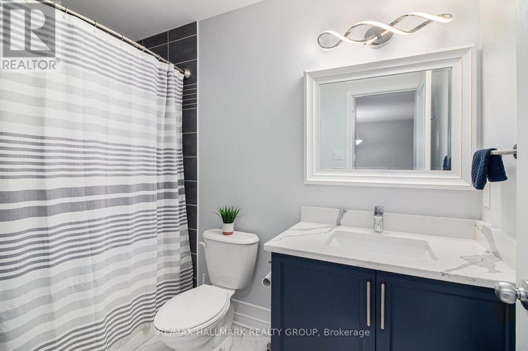 28598601/716-percifor-way/mer-bleuebradley-estatesanderson-park/ottawa/ontario/K1W0E4_19
