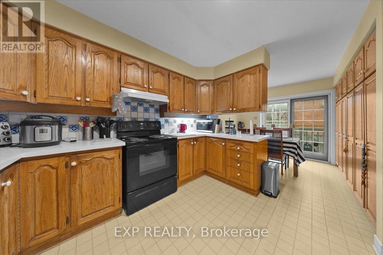 29624617/40-lewis-street/ottawa-centregolden-triangle/ottawa/ontario/K2P0S3_13