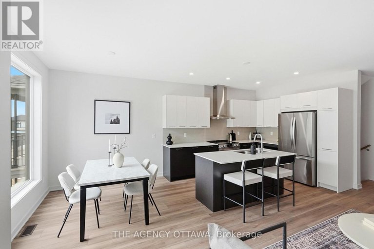 29451263/3059-showcase-crescent/riverside-southgloucester-glen/ottawa/ontario/K4M1B2_14