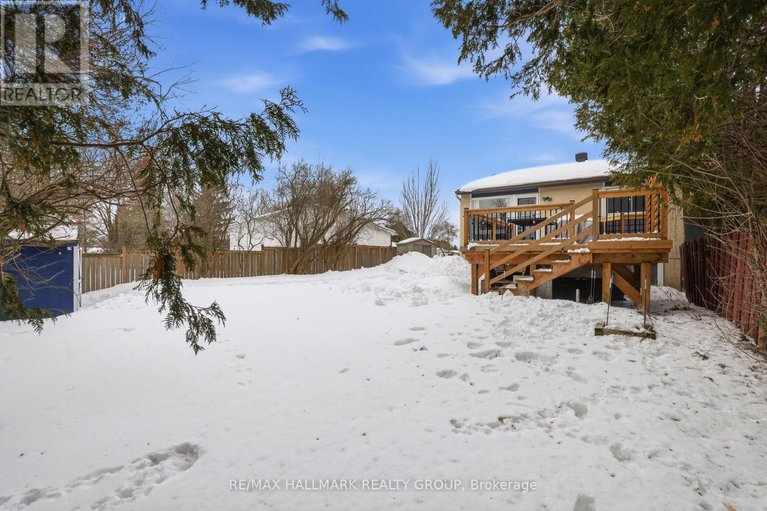 29378693/24-binscarth-crescent/glencairnhazeldean/ottawa/ontario/K2L1S1_35