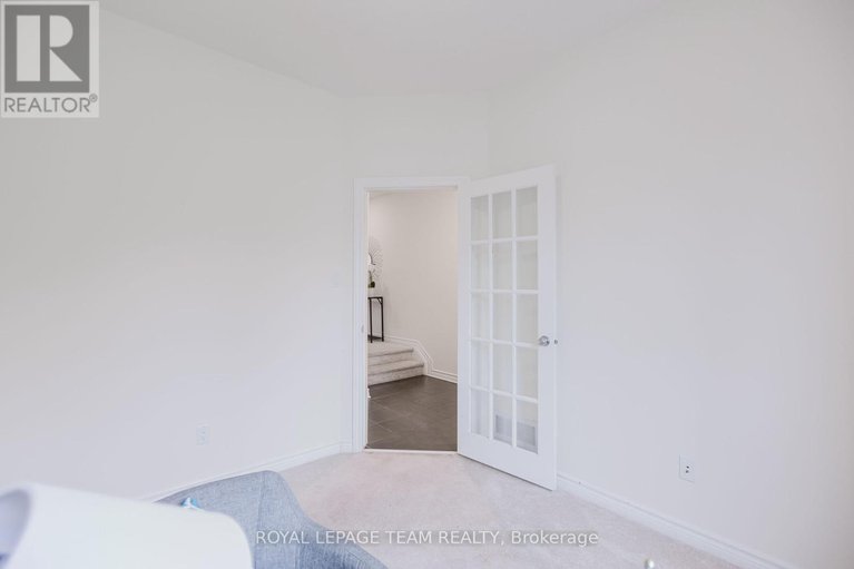 28362232/411-temiskaming-crescent/strandherd/ottawa/ontario/K2J0V4_6
