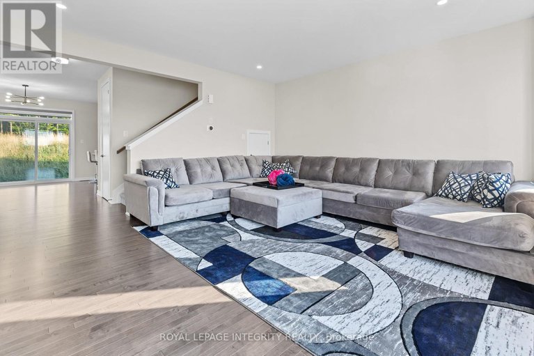 28655878/432-appalachian-circle/half-moon-bay/ottawa/ontario/K2J6X4_16