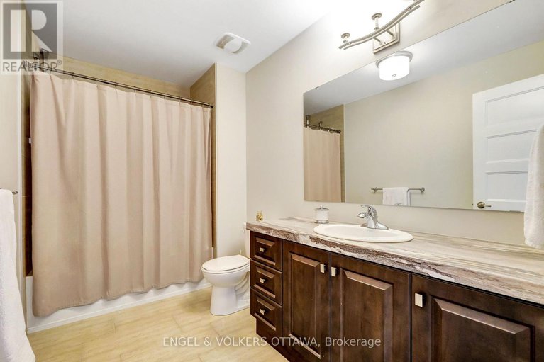 28893468/304-colmar-street/embrun/russell/ontario/K0A1W0_28