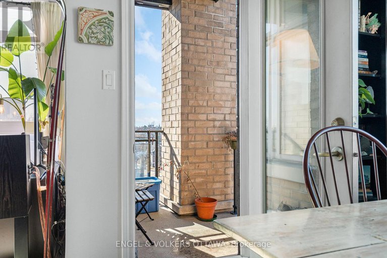 28070950/514-429-kent-street/ottawa-centre/ottawa/ontario/K2P1B5_24
