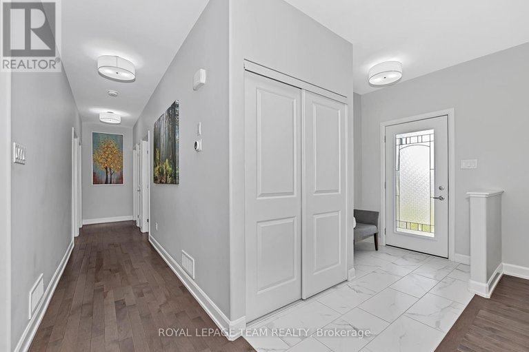 28510378/17-isobel-mcewan-street/mcnabbraeside-twps/mcnabbraeside/ontario/K7S3G8_8
