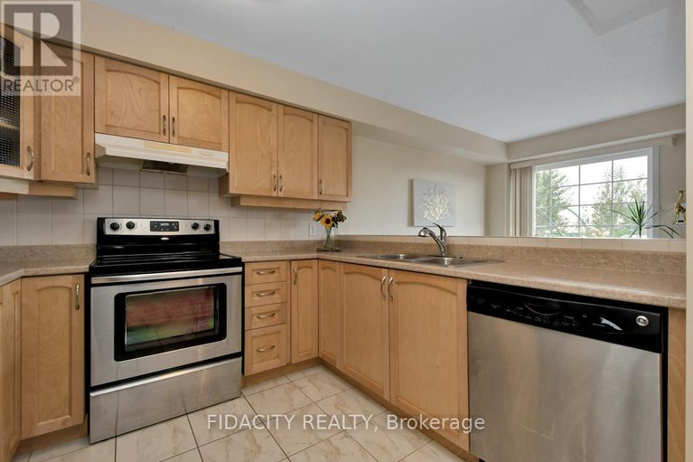 28056296/128-cedardown-private/stonebridge/ottawa/ontario/K2J0W2_7