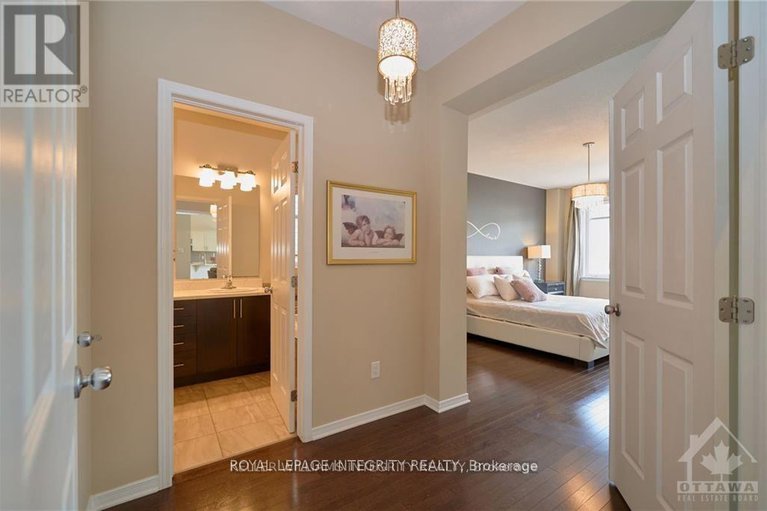 28511797/132-palfrey-way/emerald-meadowstrailwest/ottawa/ontario/K2V0A6_11
