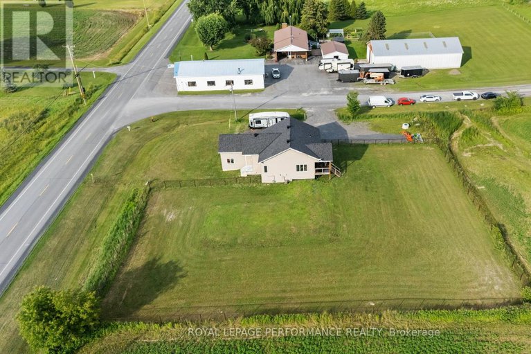 28602193/3348-bureau-road/north-glengarry-lochiel-twp/north-glengarry/ontario/K0C1A0_9
