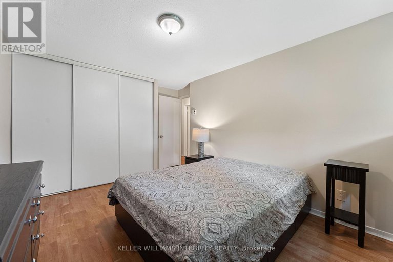 28432501/4-20-sweetbriar-circle/pheasant-run/ottawa/ontario/K2J2K4_23