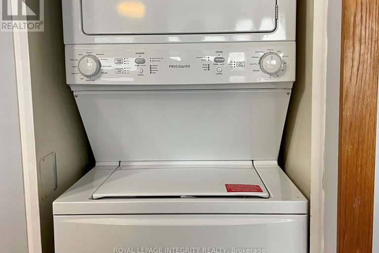 29040384/1203-1285-cahill-drive/south-keys/ottawa/ontario/K1V9A7_18