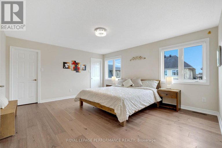 28379305/2782-grand-vista-circle/half-moon-bay/ottawa/ontario/K2J0W5_20