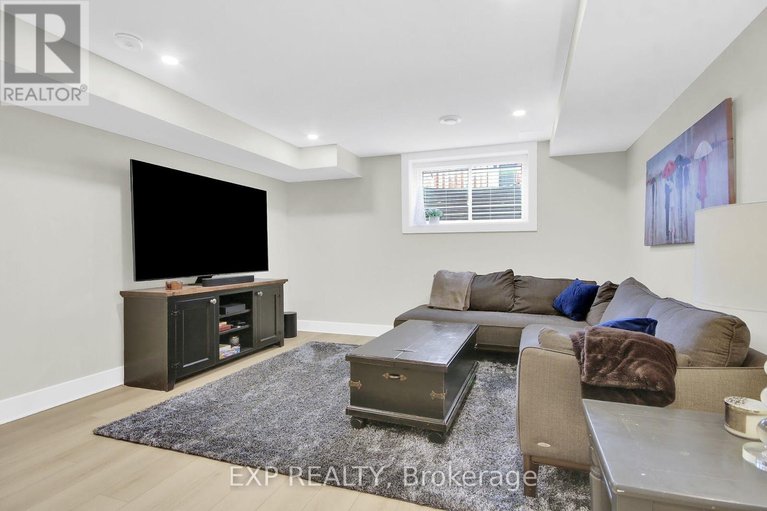 29685319/374-honeyborne-street/mississippi-mills-ramsay-twp/mississippi-mills/ontario/K0A1A0_31