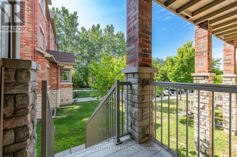 28869009/634-danaca-private/carson-meadows/ottawa/ontario/K1K2V7_29