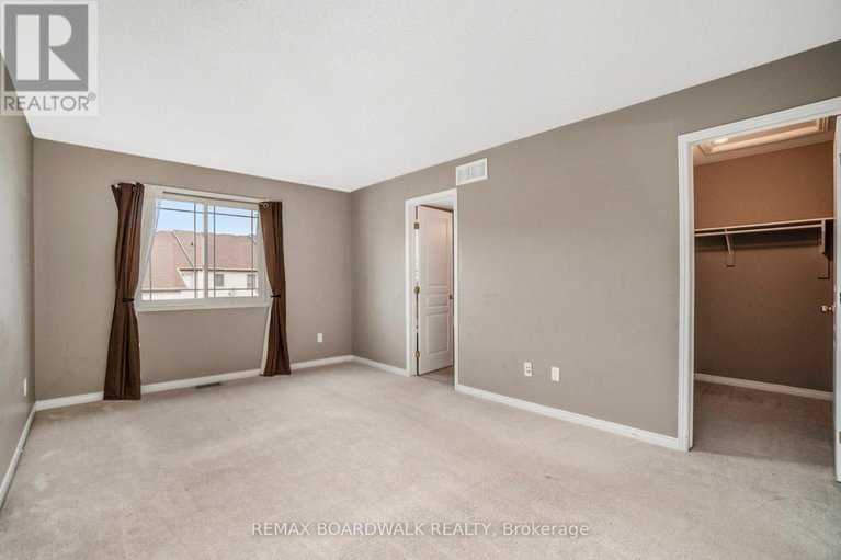 28803374/714-regiment-avenue/emerald-meadowstrailwest/ottawa/ontario/K2M0E3_12