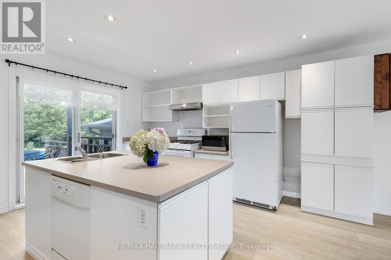 29448919/3838-kenyon-dam-road/north-glengarry-kenyon-twp/north-glengarry/ontario/K0C1A0_71