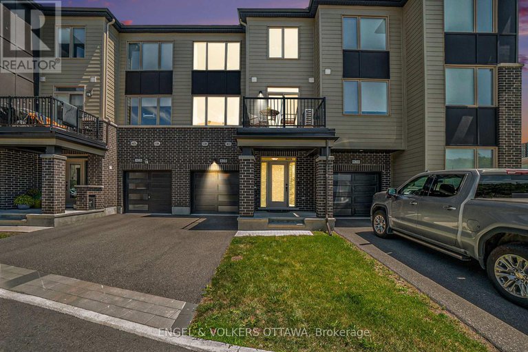 28652639/827-kiniw-private/cfb-rockcliffe-and-area/ottawa/ontario/K1K5A3_2