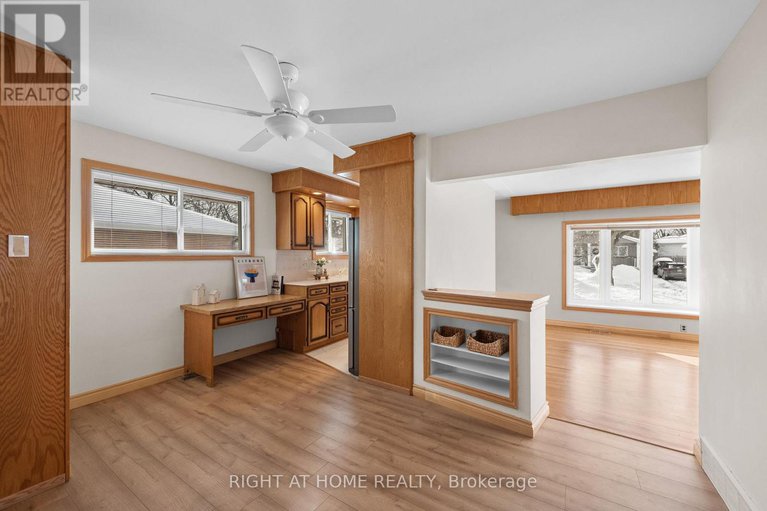 29357379/757-dickens-avenue/elmvale-acres/ottawa/ontario/K1G2X9_9