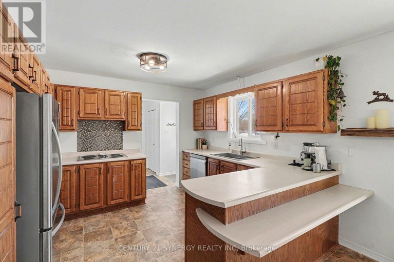 29365136/2290-valley-street/moose-creek/north-stormont/ontario/K0C1W0_14