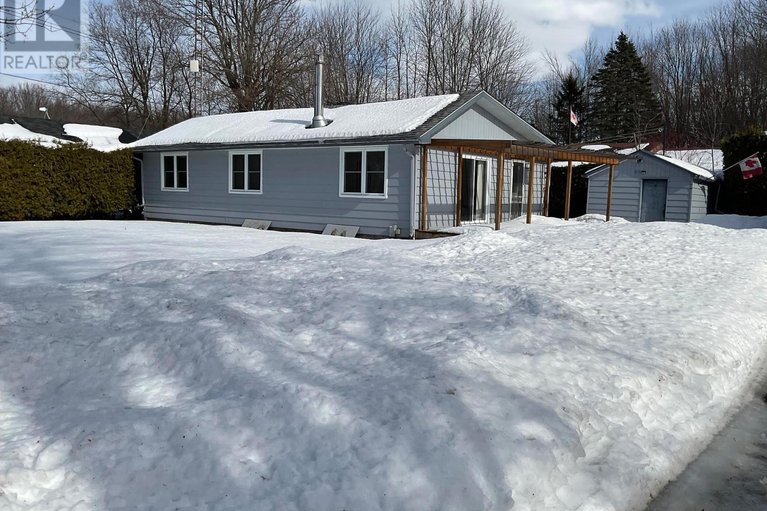 29390221/21052-birch-avenue/south-glengarry-lancaster-twp/south-glengarry/ontario/K0C1N0_1