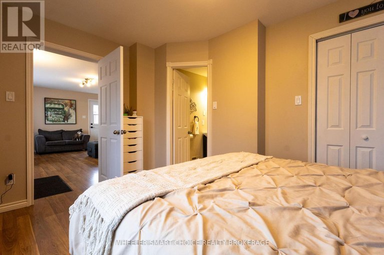 29136480/17-adam-dixon-avenue/long-sault/south-stormont/ontario/K0C1P0_16