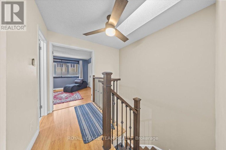 29462767/1137-chimney-hill-way/beacon-hill-south/ottawa/ontario/K1J8Z7_22