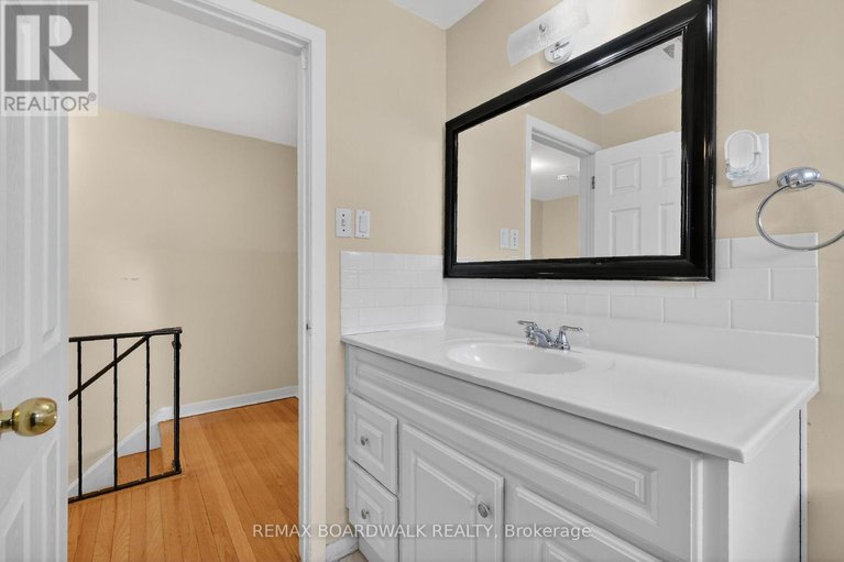 29293719/2666-regina-street/britannia/ottawa/ontario/K2B6X8_27