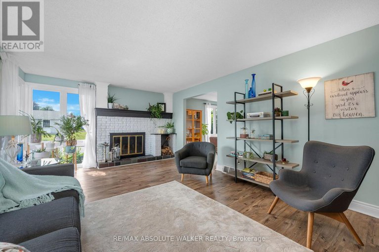 28463619/1881-greenacre-crescent/beacon-hill-south/ottawa/ontario/K1J6S7_5