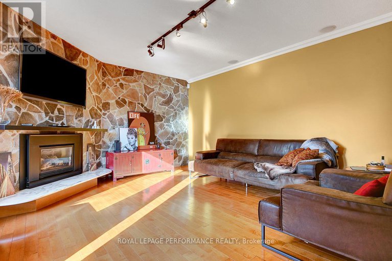 28895851/6-sellers-way/arlington-woods/ottawa/ontario/K2H7Y4_25